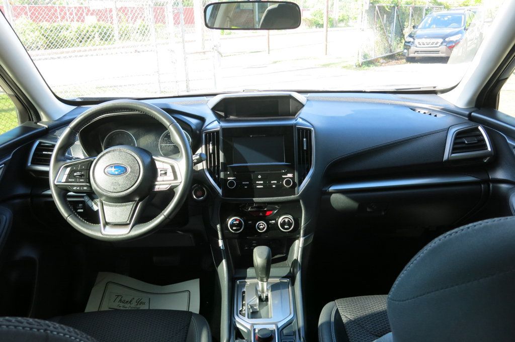2023 Subaru Forester Premium photo 19