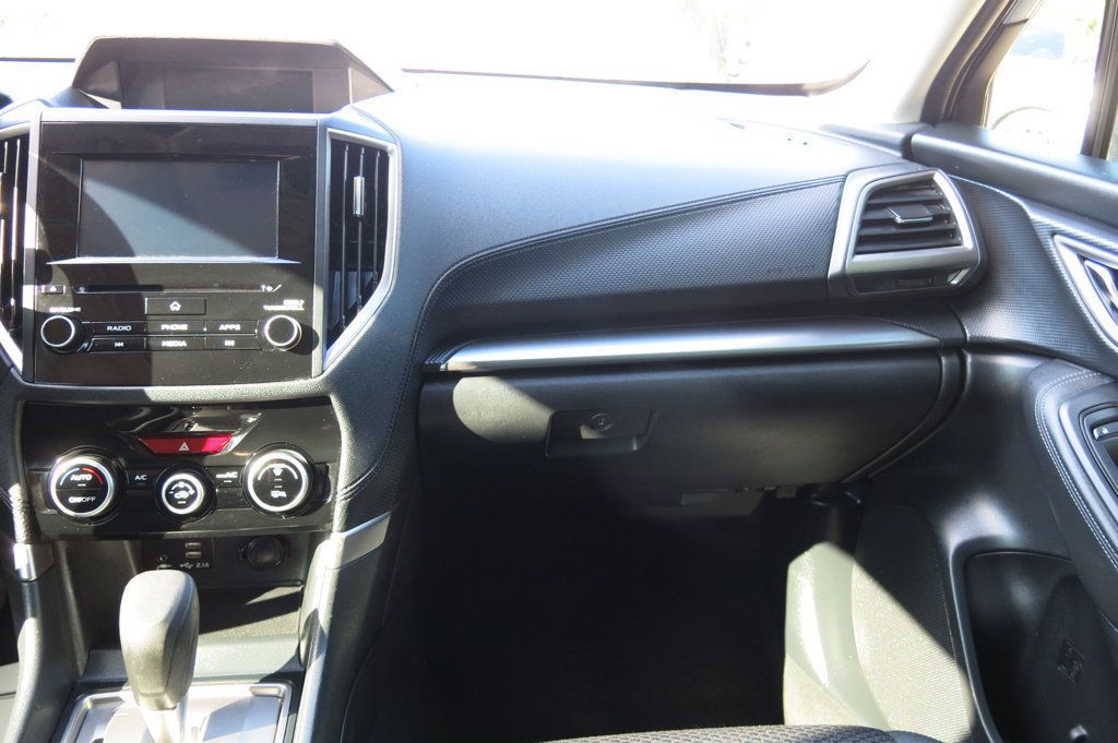 2023 Subaru Forester Premium photo 21