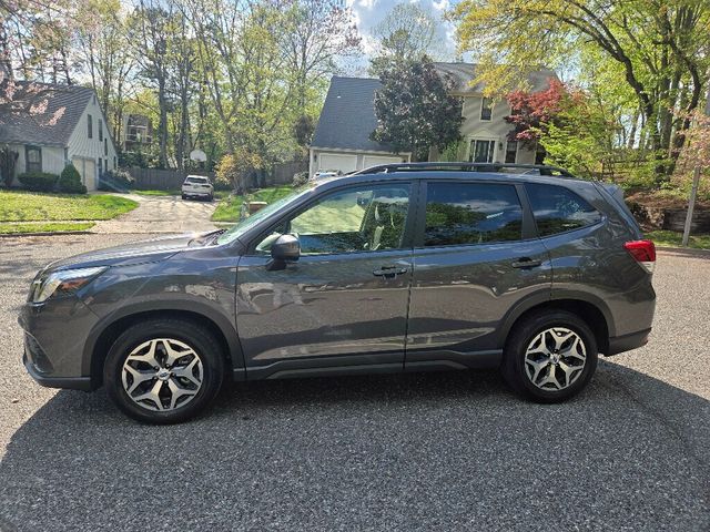 2023 Subaru Forester Premium CVT - 23015003 - 1