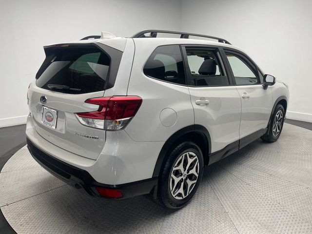 2023 Subaru Forester Premium CVT - 22996478 - 4
