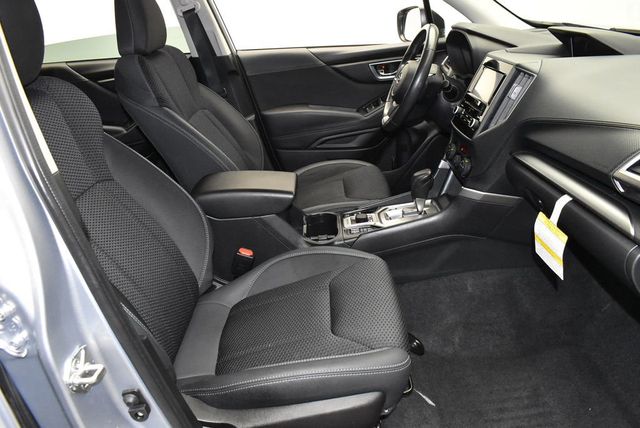 2023 Subaru Forester Premium CVT - 23000262 - 23