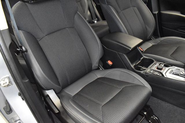 2023 Subaru Forester Premium CVT - 23000262 - 24