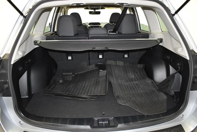 2023 Subaru Forester Premium CVT - 23000262 - 36
