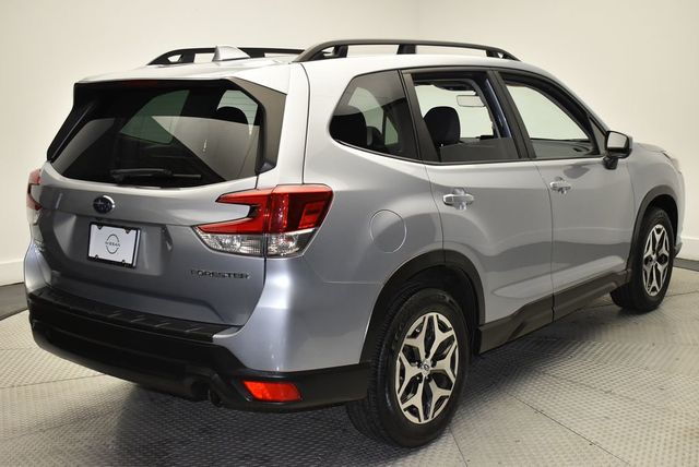 2023 Subaru Forester Premium CVT - 23000262 - 4