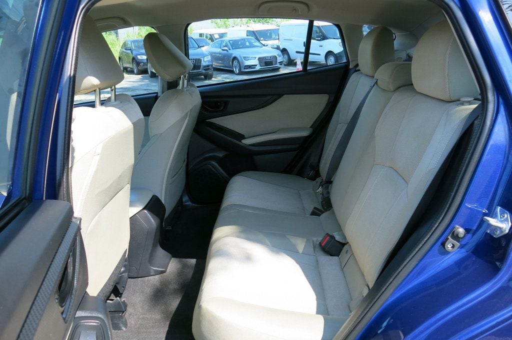 2023 Subaru Impreza 2.0i photo 13
