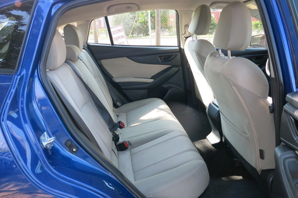 2023 Subaru Impreza 2.0i photo 14