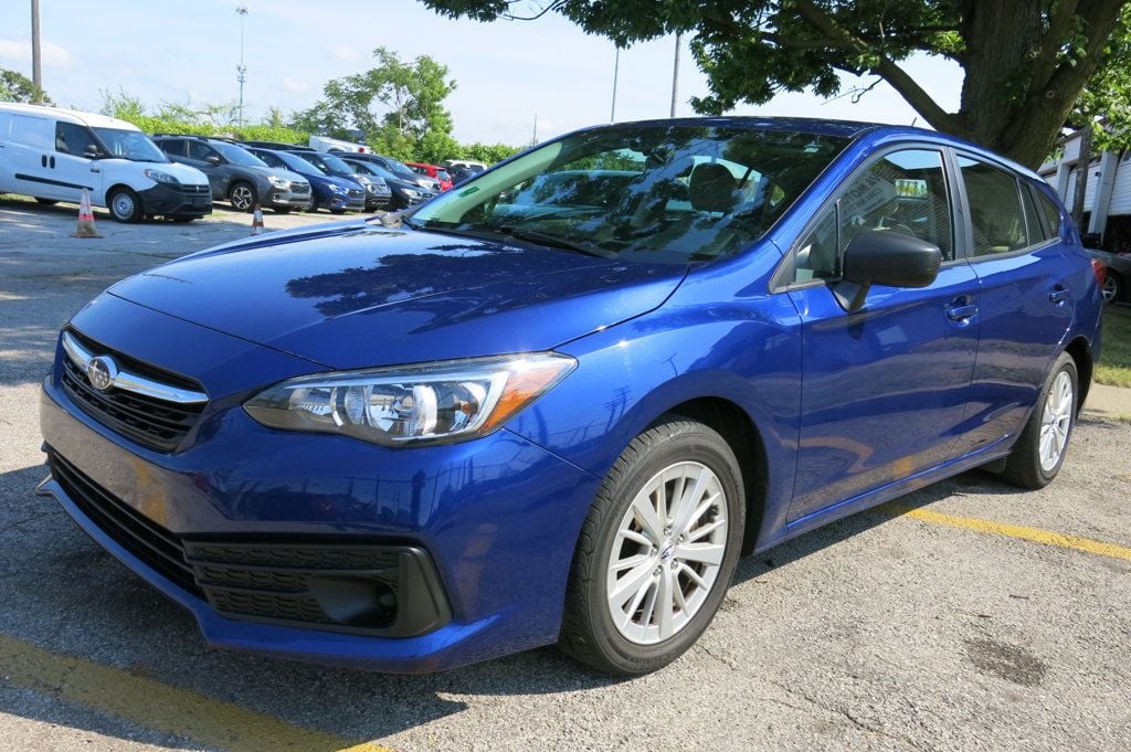 2023 Subaru Impreza 2.0i photo 2