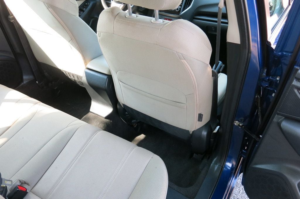2023 Subaru Impreza 2.0i photo 37