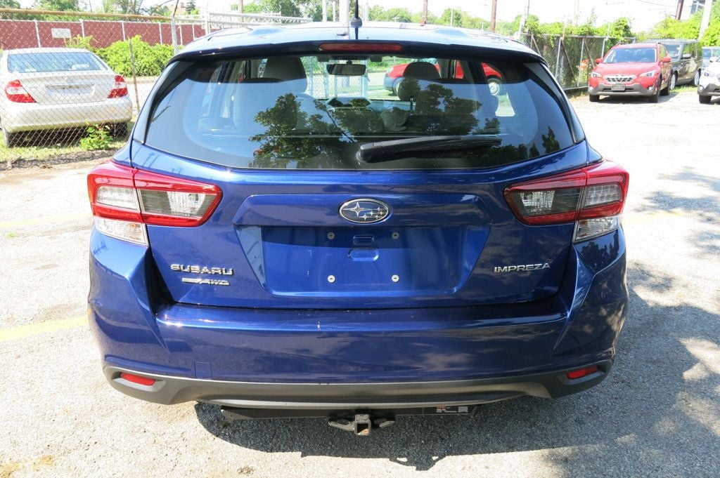 2023 Subaru Impreza 2.0i photo 8