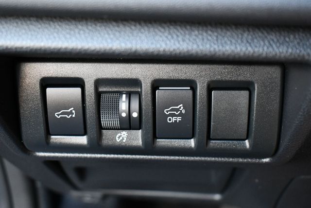 2023 Subaru Outback  AWD Wagon W/Eyesight Pre-Collision Braking and Navigation - 22920233 - 51