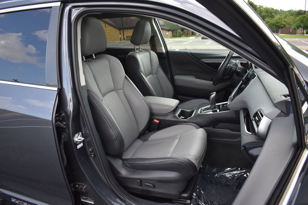 2023 Subaru Outback Limited XT photo 3
