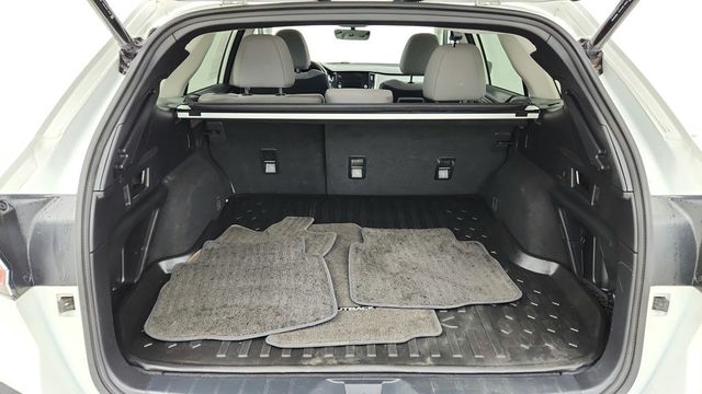 2023 Subaru Outback Premium CVT with Power Moonroof, Navigation & More - 22945623 - 22