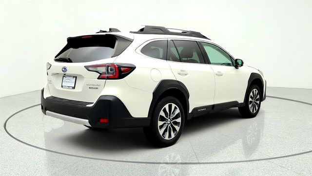 2023 Subaru Outback Touring CVT w/ Wireless Charger - 23030482 - 4