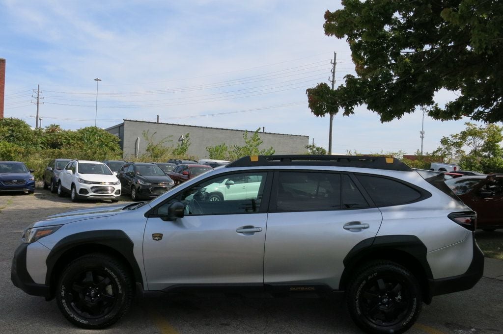 2023 Subaru Outback Wilderness photo 2