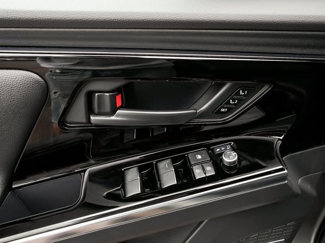 2023 Subaru Solterra Limited - 23077372 - 10