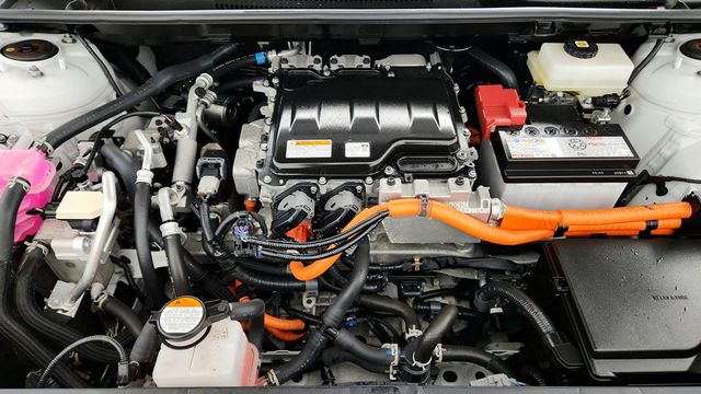 2023 Subaru Solterra Limited AWD - 22949870 - 25