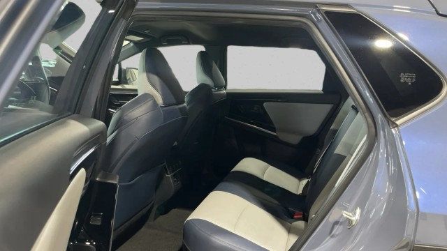 2023 Subaru Solterra Premium AWD - 23042965 - 16