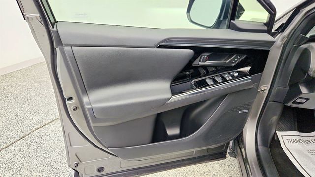 2023 Subaru Solterra Touring AWD - 23007056 - 10