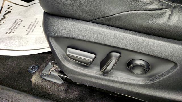 2023 Subaru Solterra Touring AWD - 23007056 - 11