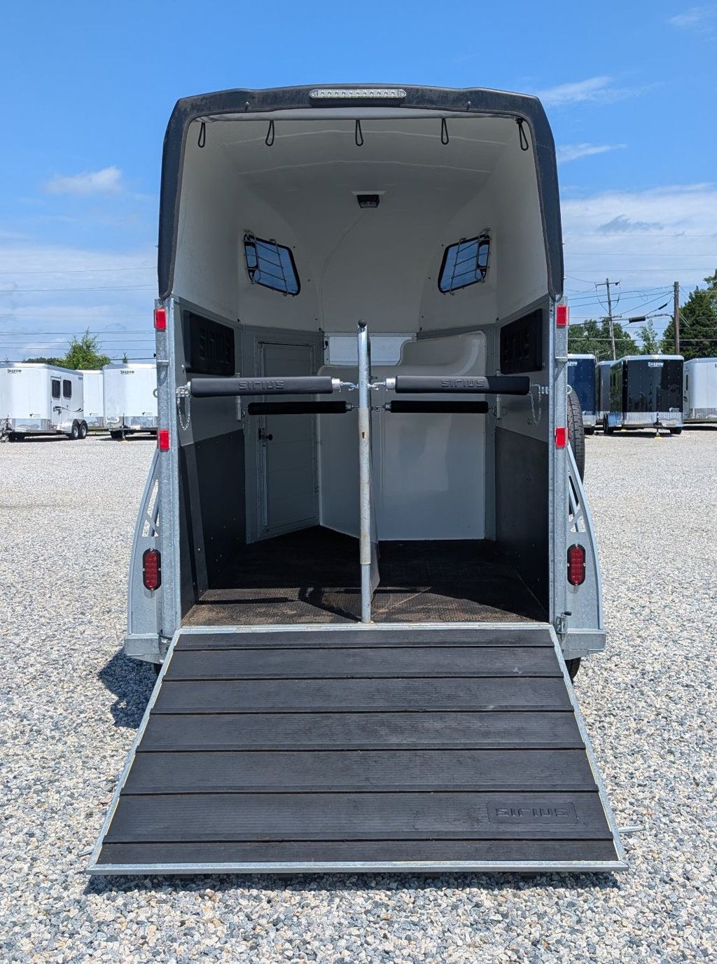2023 SunLite 2 Horse Straight Load S75 w/ Tack  - 21566656 - 7