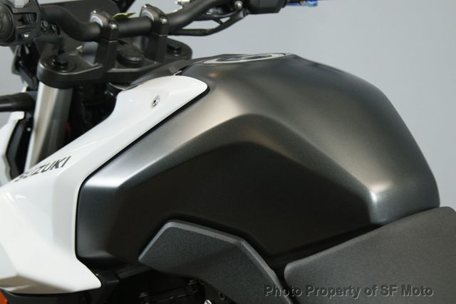 2023 Suzuki GSX-8S 3326 Miles - 22972680 - 37