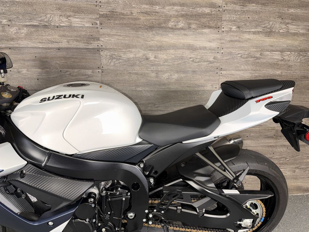 2023 Suzuki GSX-R 750 One Owner! - 23087467 - 12