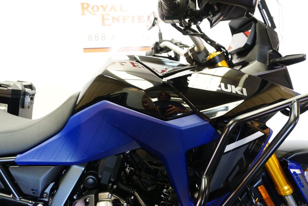 2023 SUZUKI V-STROM 800DE Adventure ADVENTURE BIKE!!! - 22925551 - 14