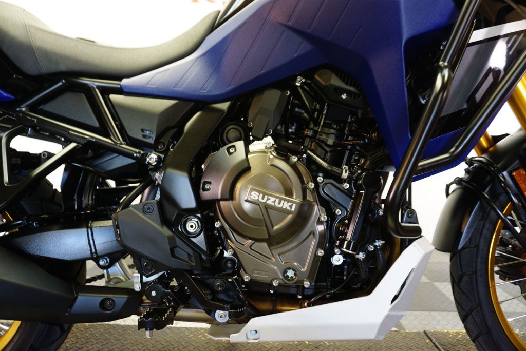 2023 SUZUKI V-STROM 800DE Adventure ADVENTURE BIKE!!! - 22925551 - 18