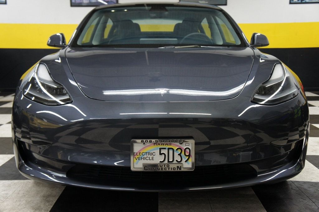 2023 Tesla Model 3 photo 10
