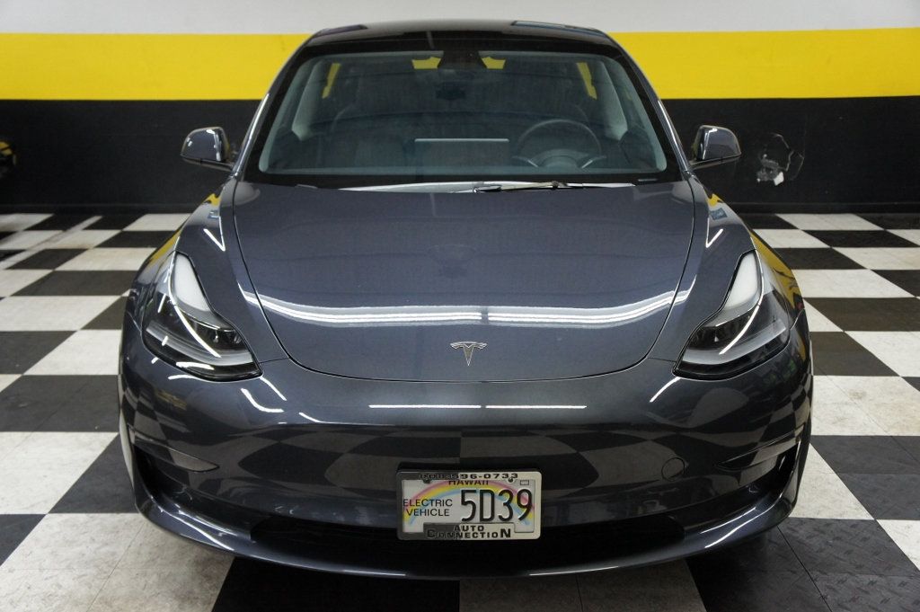 2023 Tesla Model 3 photo 11