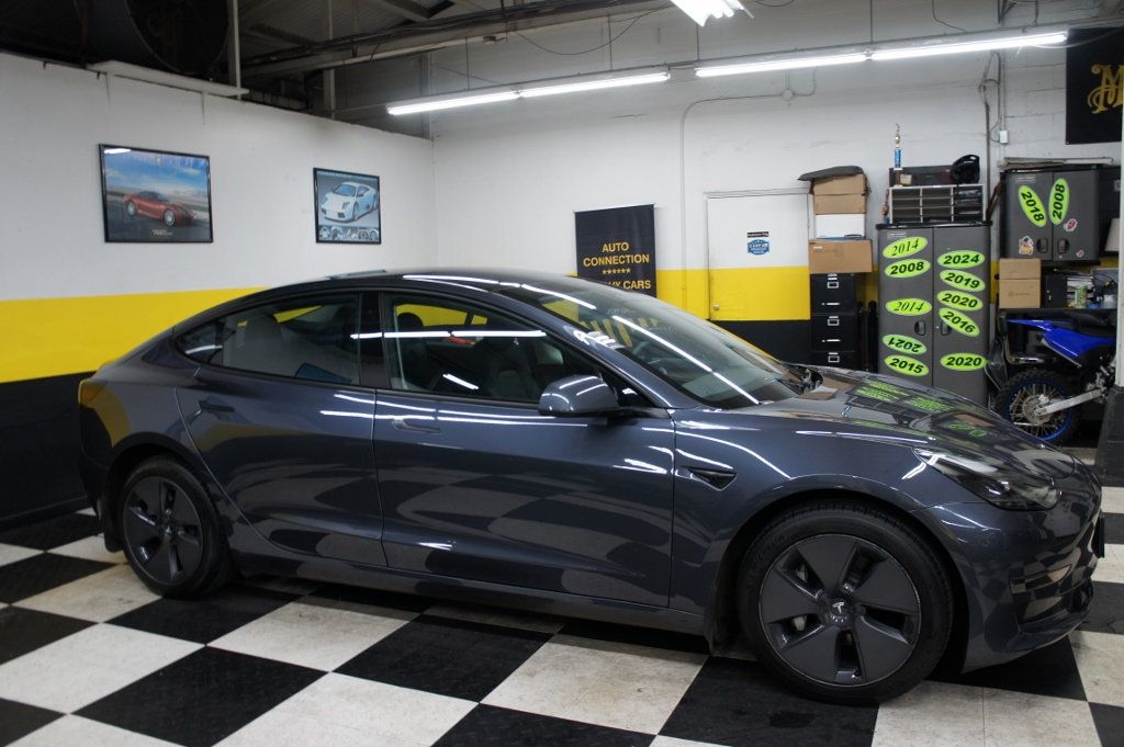 2023 Tesla Model 3 photo 12
