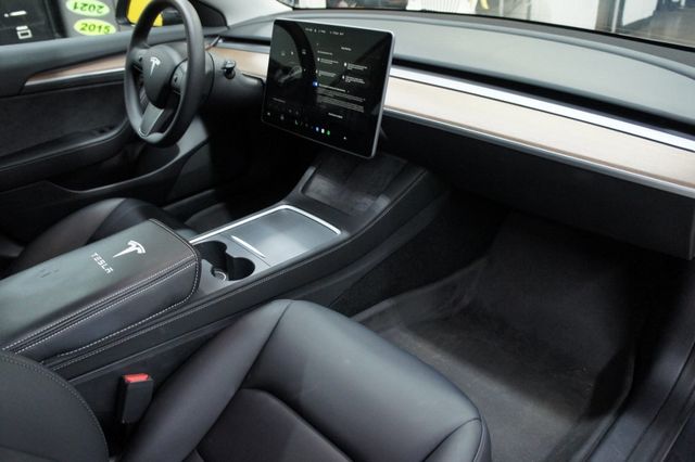 2023 Tesla Model 3 1-Owner - 22873575 - 29