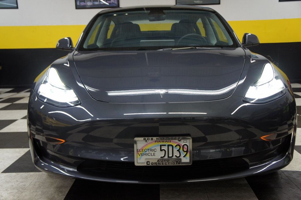 2023 Tesla Model 3 photo 38