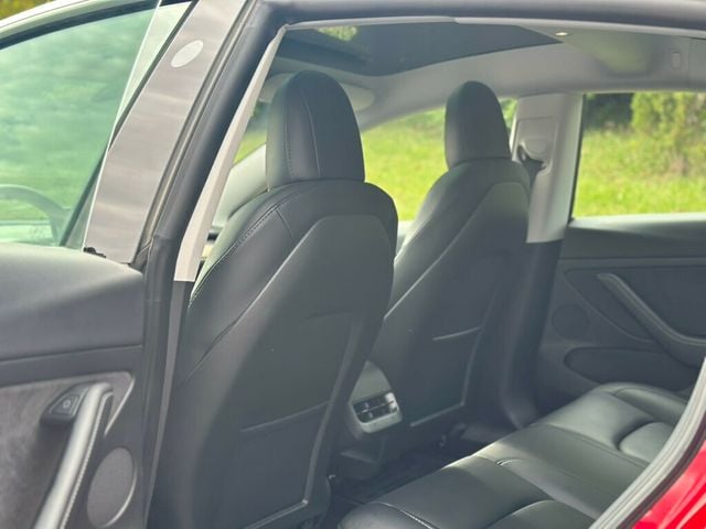 2023 Tesla Model 3 Performance AWD - 22936940 - 18