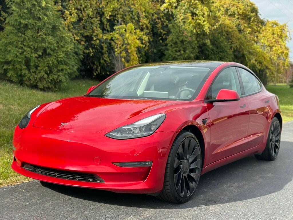 2023 Tesla Model 3 Performance photo 2