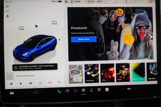2023 Tesla Model 3 Performance AWD - 22992965 - 22