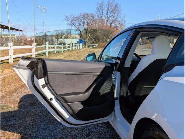 2023 Tesla Model 3 Performance AWD - 22961934 - 9