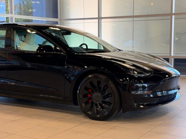 2023 Tesla Model 3 Performance's photo