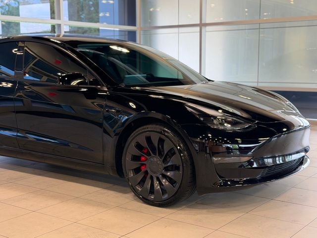 2023 Tesla Model 3 Performance's photo
