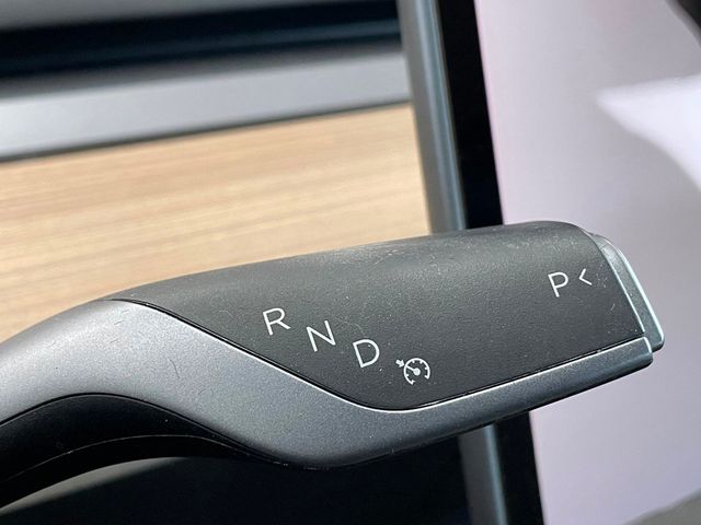 2023 Tesla Model 3 RWD - 22956152 - 24