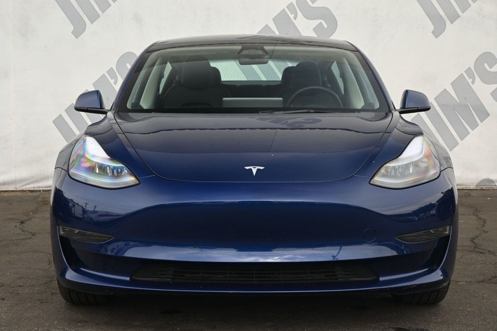 2023 Tesla Model 3 photo 2
