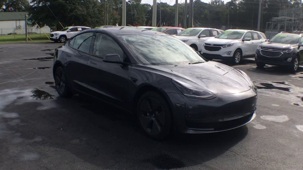 2023 Tesla Model 3 photo 2