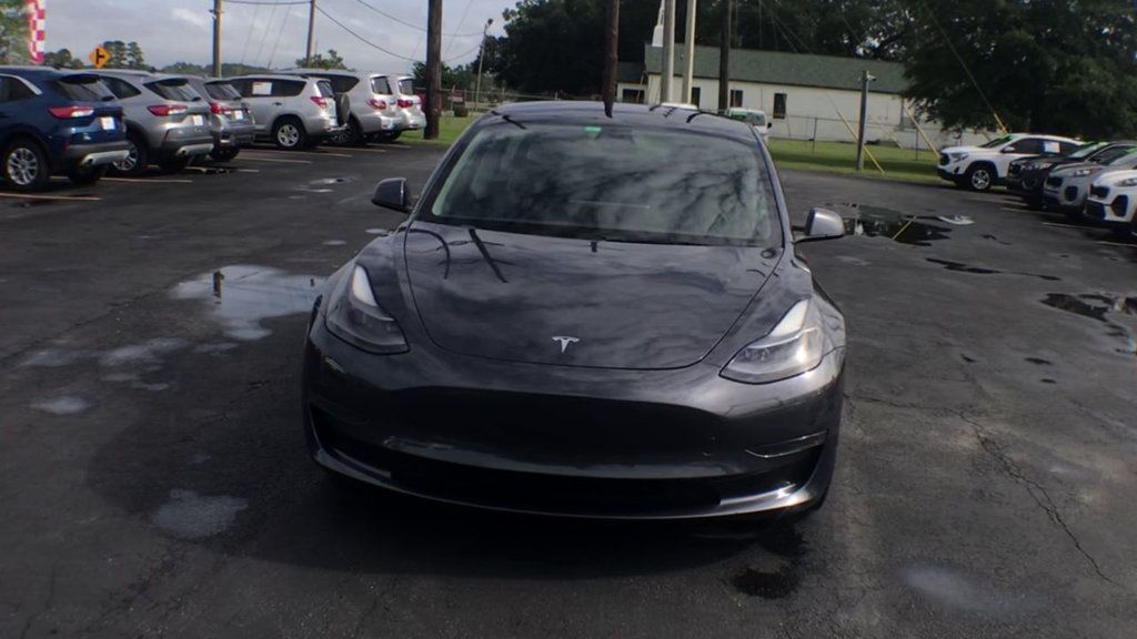 2023 Tesla Model 3 photo 3