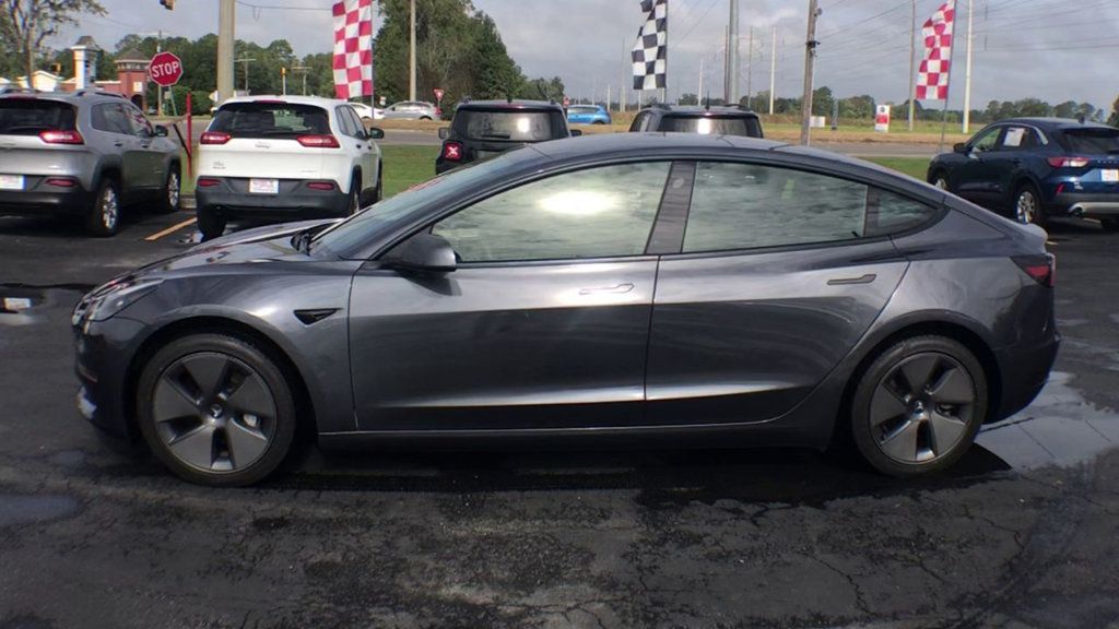 2023 Tesla Model 3 photo 5