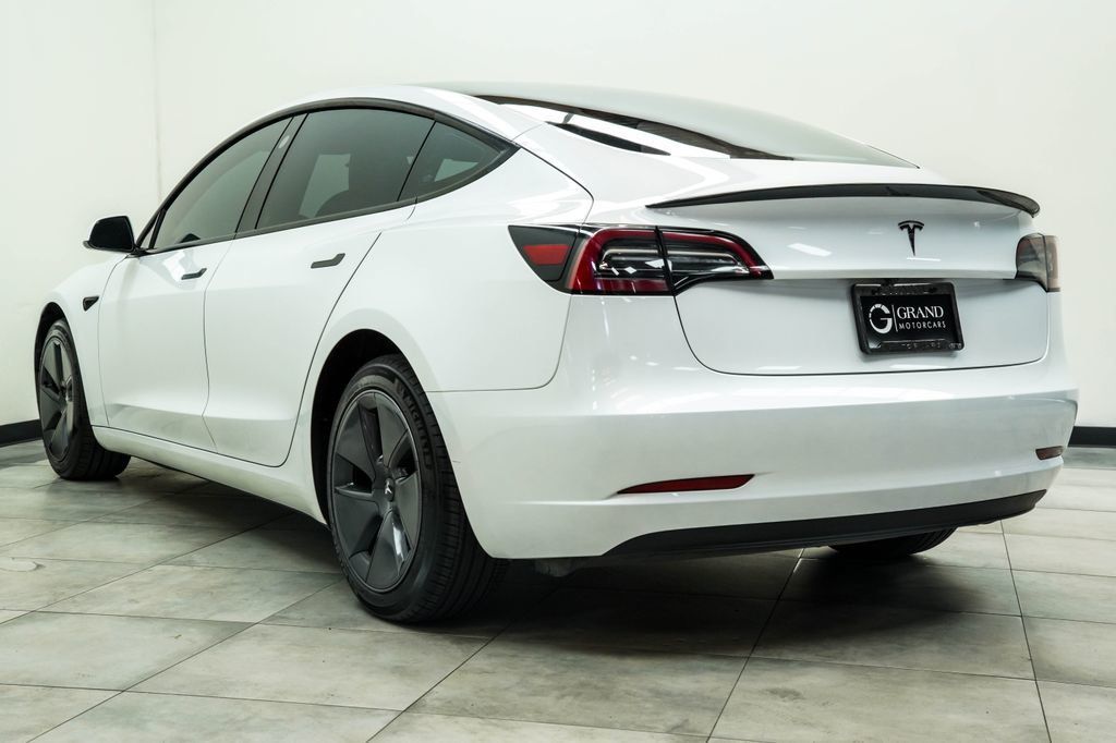 Tesla Model 3 RWD photo 11