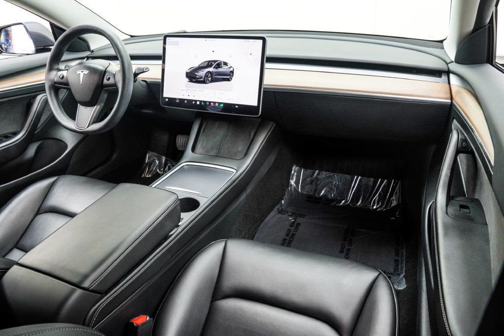 Tesla Model 3 RWD photo 23