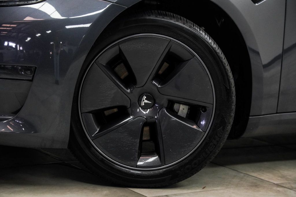 Tesla Model 3 RWD photo 4