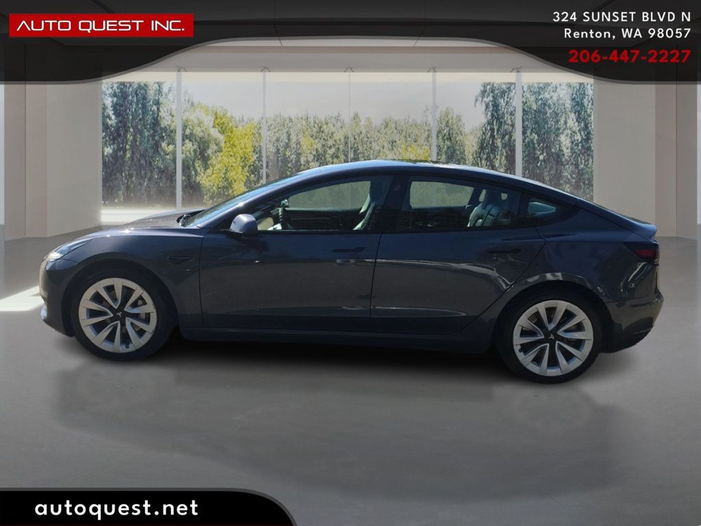 Tesla Model 3 photo 8