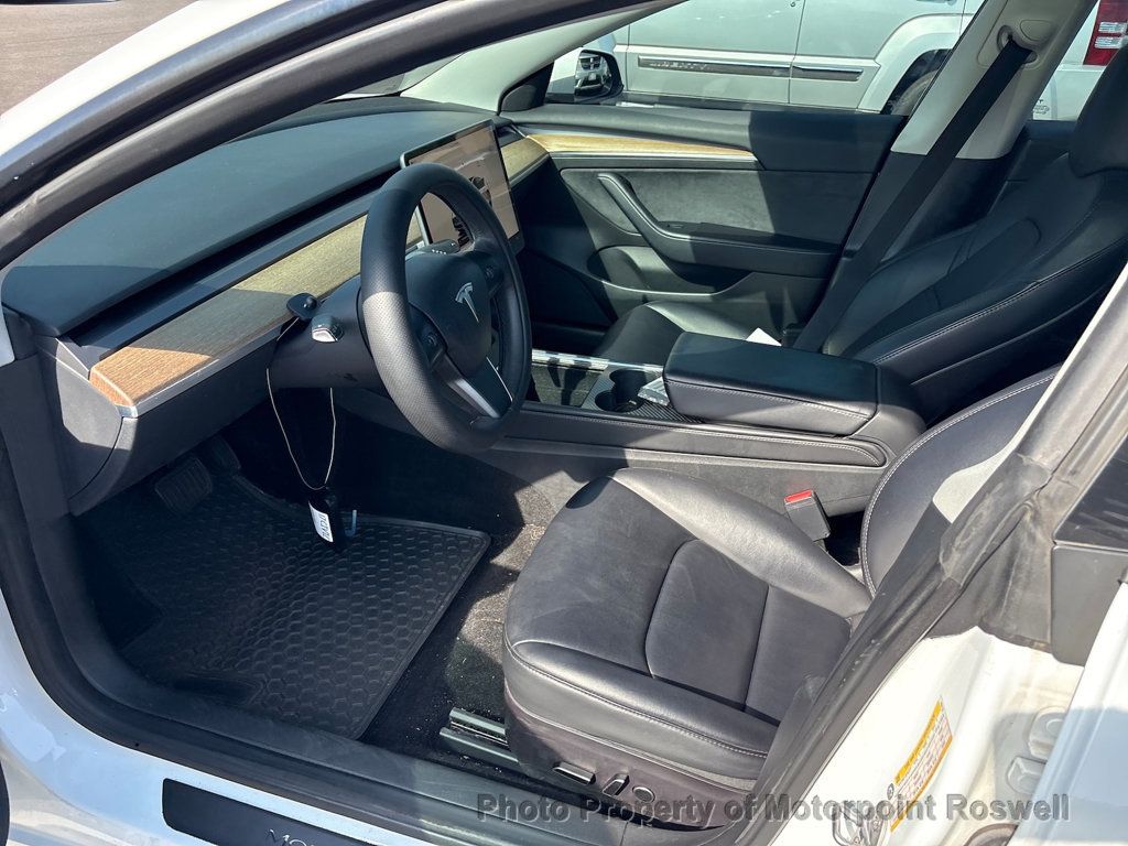 Tesla Model 3 RWD photo 2