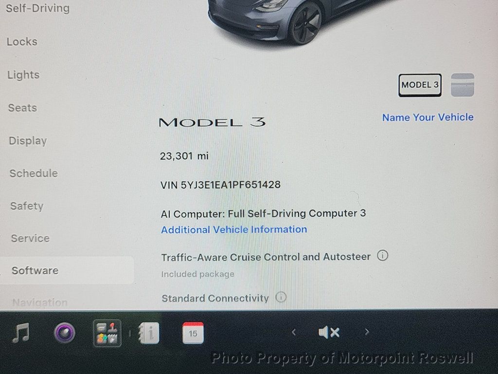 Tesla Model 3 RWD photo 3